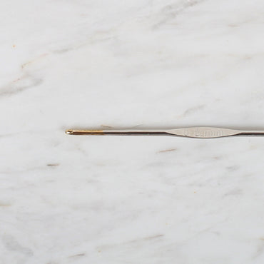 Yabalı Altın Uçlu Metal Saplı Dantel Tığ NO:0 2.1mm