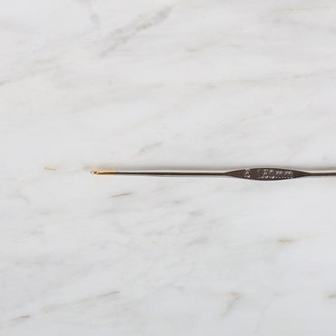 Yabalı Altın Uçlu Metal Saplı Dantel Tığ NO:5 1.50mm