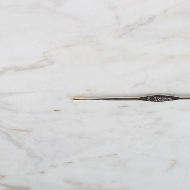 Yabalı Altın Uçlu Metal Saplı Dantel Tığ NO:8 1.25mm