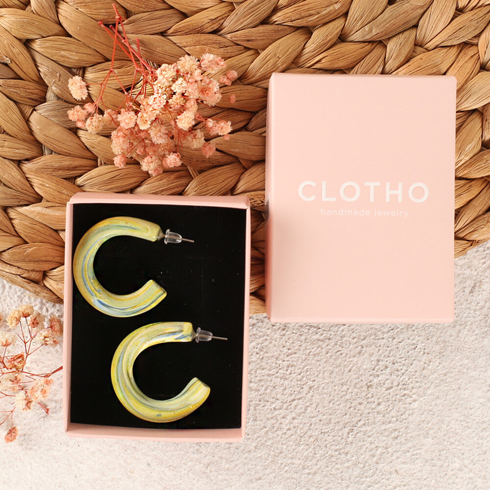 Clotho El Yapımı Halka Yeşil Küpe