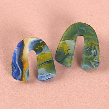 Clotho El Yapımı Gökkuşağı Ebruli Simli Küpe