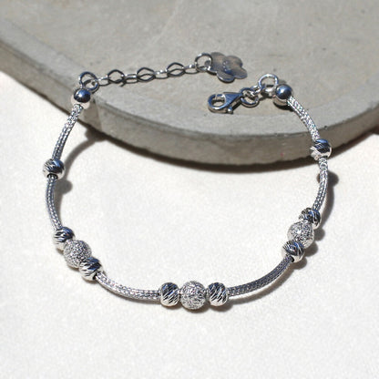 Clotho 925 Ayar Gümüş, Hasır Zincir, Dorika, Simli Top Gümüş Bileklik