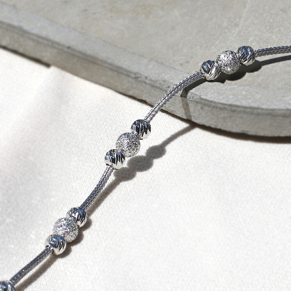 Clotho 925 Ayar Gümüş, Hasır Zincir, Dorika, Simli Top Gümüş Bileklik