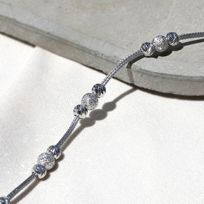 Clotho 925 Ayar Gümüş, Hasır Zincir, Dorika, Simli Top Gümüş Bileklik