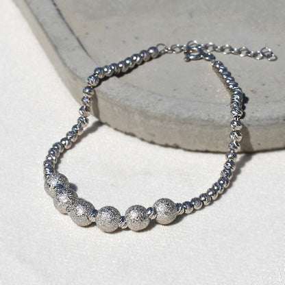 Clotho 925 Ayar Gümüş, Dorika, Simli Top Gümüş Renk Bileklik