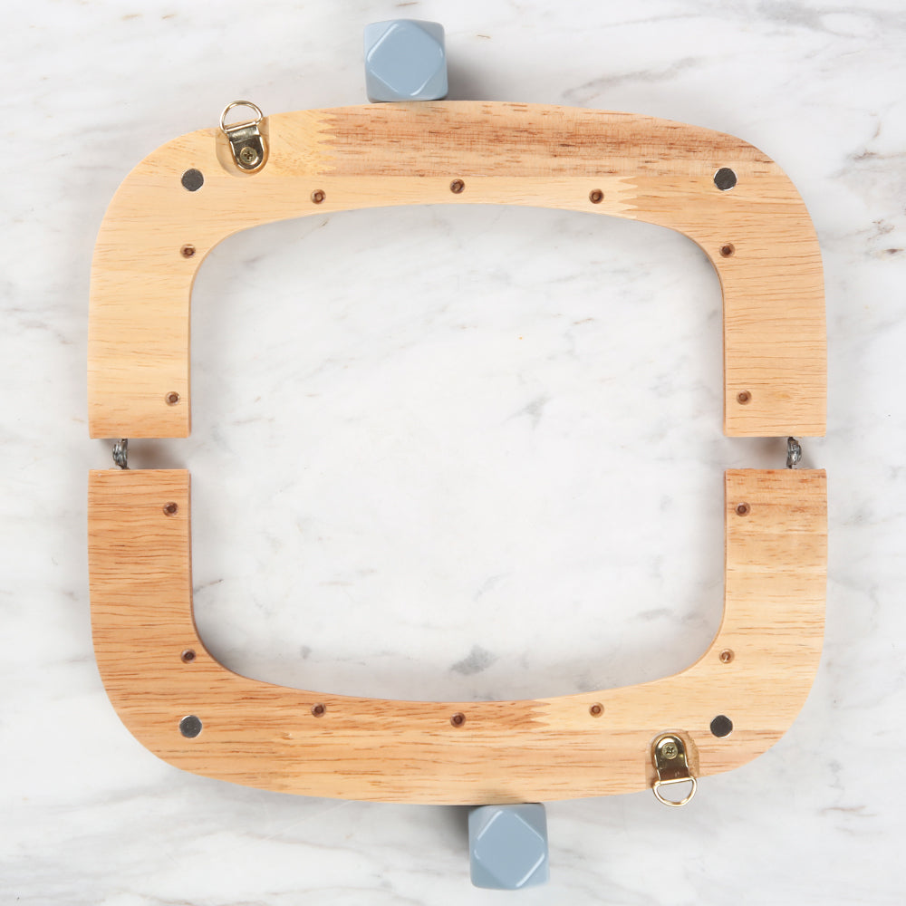 Akçaylar Gri Boncuklu Ahşap Çanta Bursu