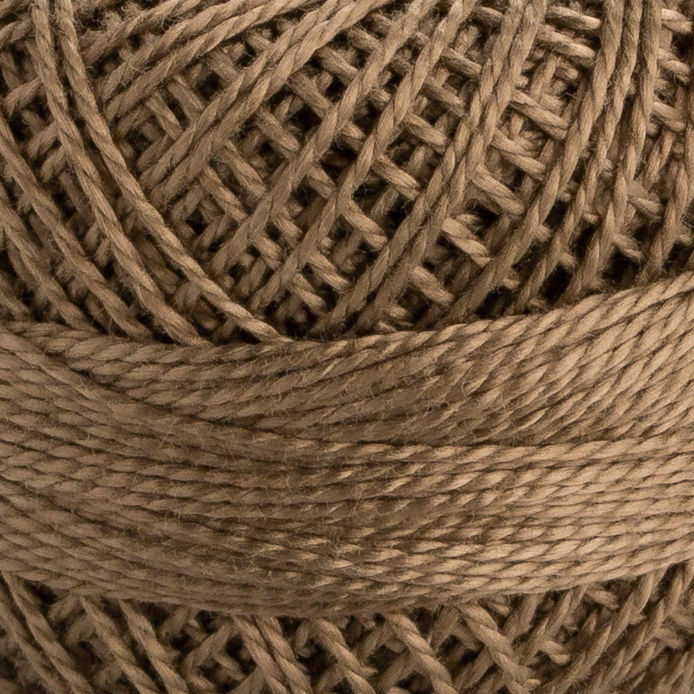 Domino Koton Perle 8gr Haki Yeşil No:8 Nakış İpliği - 4598008-00393