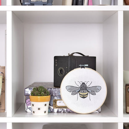 Anchor Blackwork Bee İşleme Kiti - ABW0001