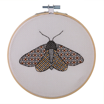 Anchor Blackwork Moth İşleme Kiti - ABW0002