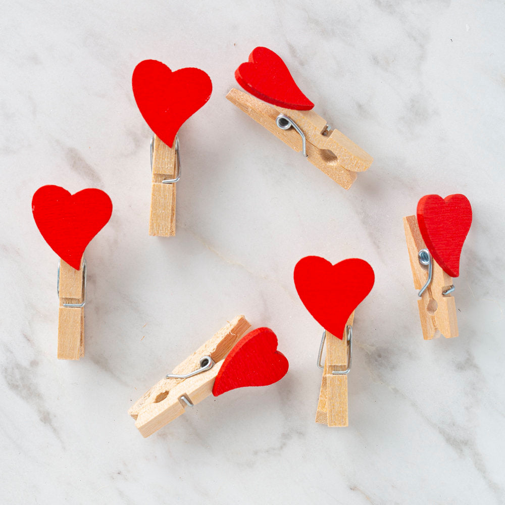Loren Kırmızı Kalpli  Mini Ahşap Mandal 6'lı
