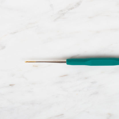 Yabalı Altın Uçlu Elastik Saplı Yeşil Dantel Tığ  No. 13  0.95mm